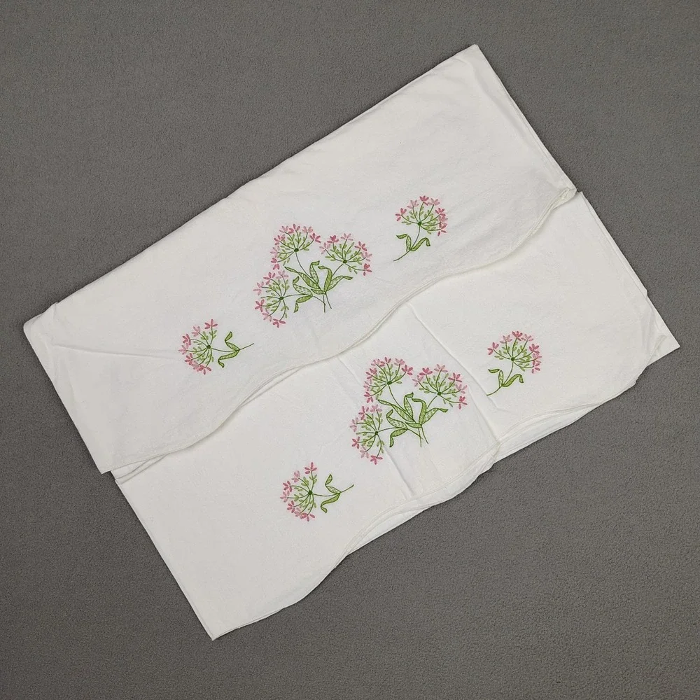 Vintage Embroidered Floral Pillowcase Set (2) White Pink MCM Cross Stitch 20x29
